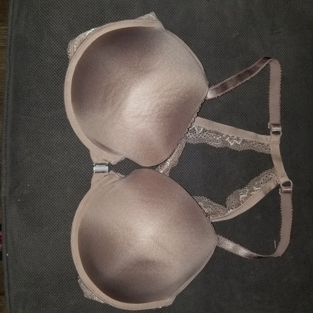 Tan bra